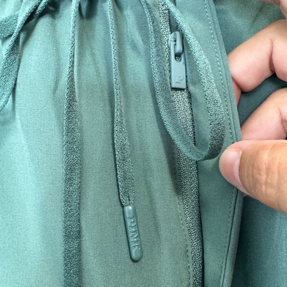 PINK by Victoria’s Secret Women's Green Cargo Pants - Picture 10 of 15